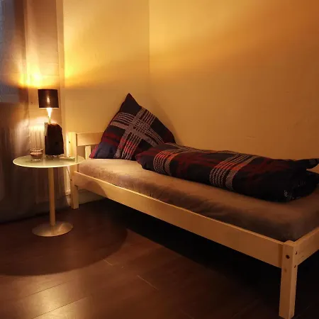 Luxury-Apartment Frisch Renoviert ! *